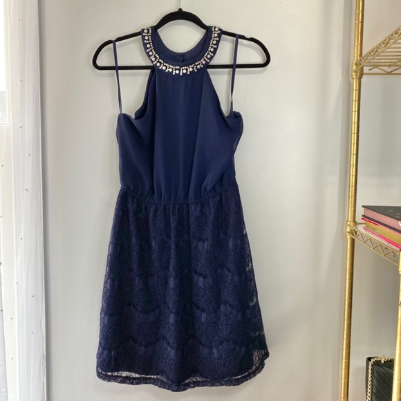 Francesca’s Collection Pearl High Neck Navy Dress in Size Large - Picture 16 of 16